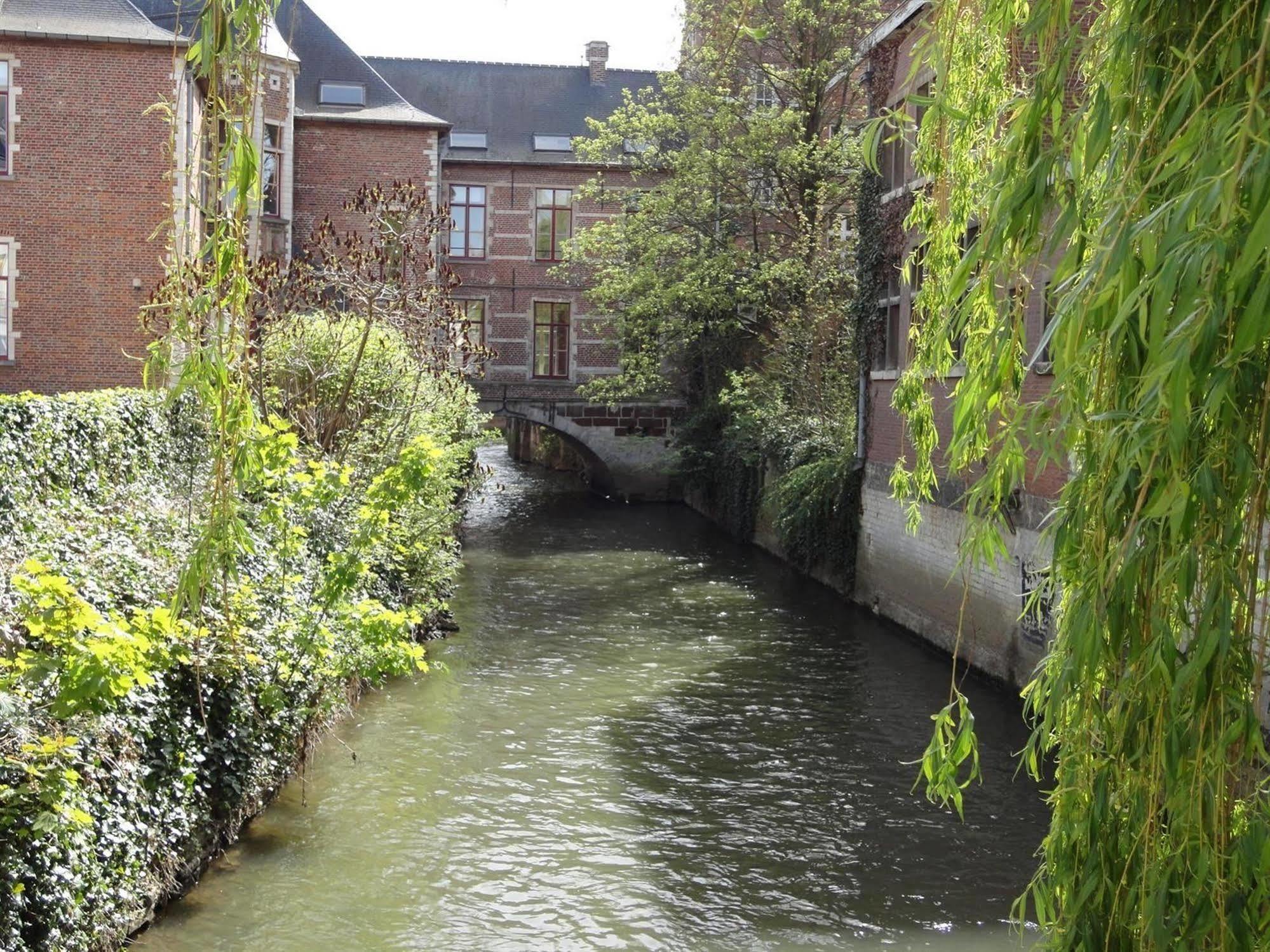 Hotel Malon Leuven Exteriör bild